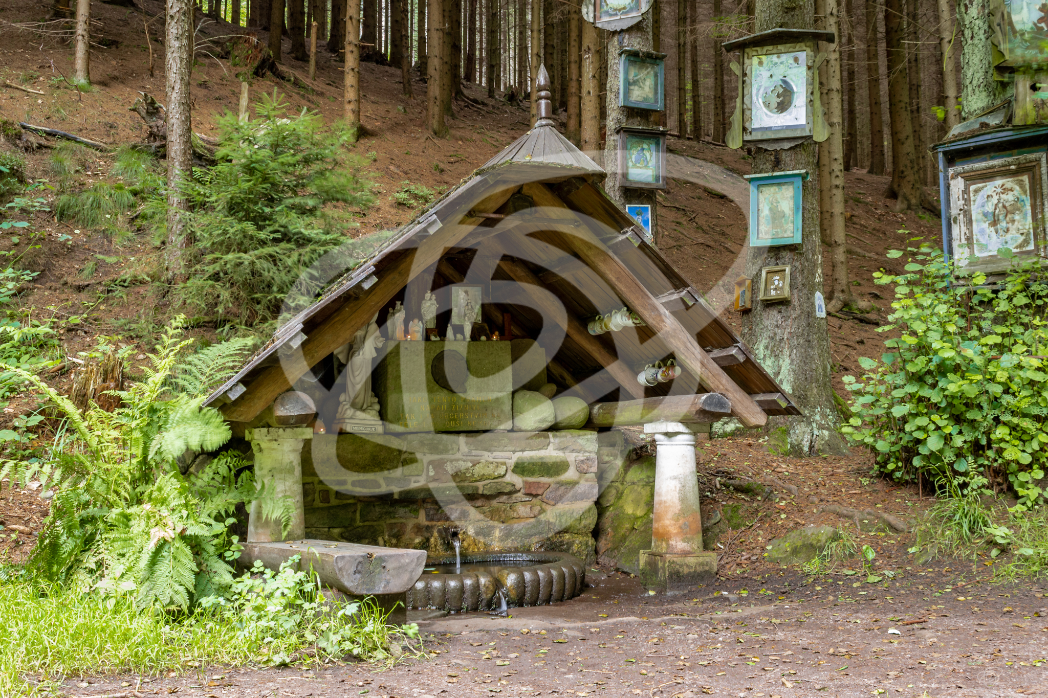 Maternická studánka